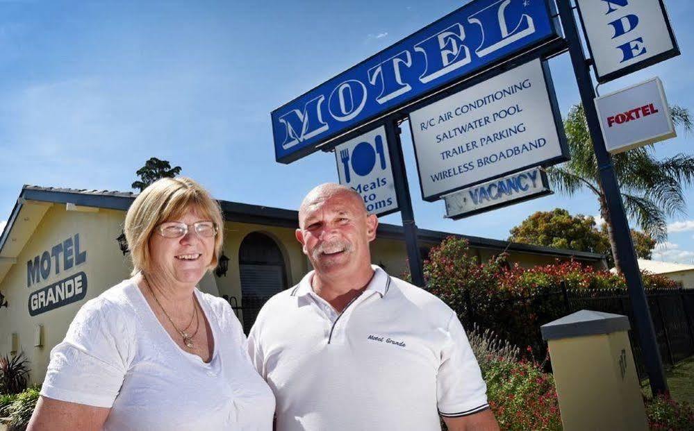 Motel Grande Tamworth Exterior foto
